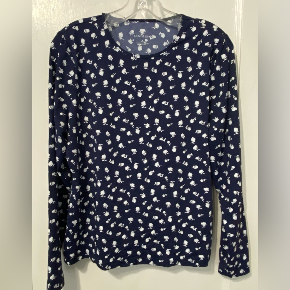 Lands End Womans Navy Blue Floral Long Sleeve Nylon Pullover Top MEDIUM 10-12